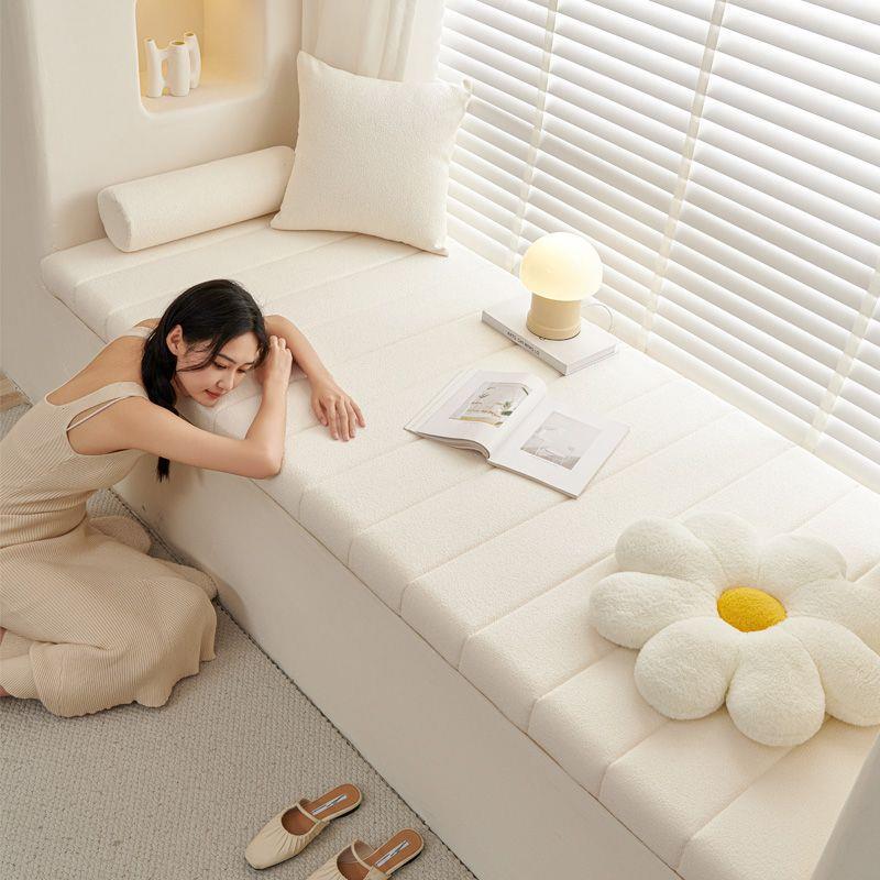 탈부착 가능한 테디 벨벳 창문 쿠션 고급 모던 스타일  - Home Textiles Luxury 리뷰 및 가격